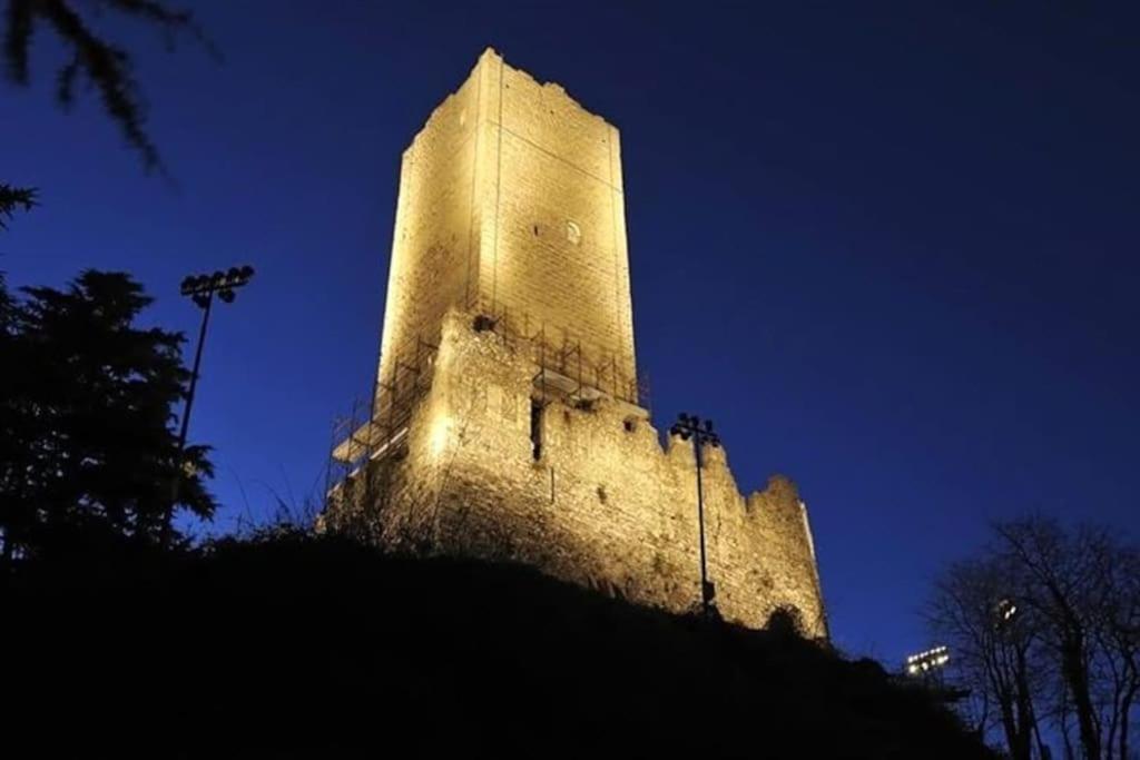 Ferienwohnung Mice Ottima Soluzione Per Il Centro E La Svizzera Como Exterior foto