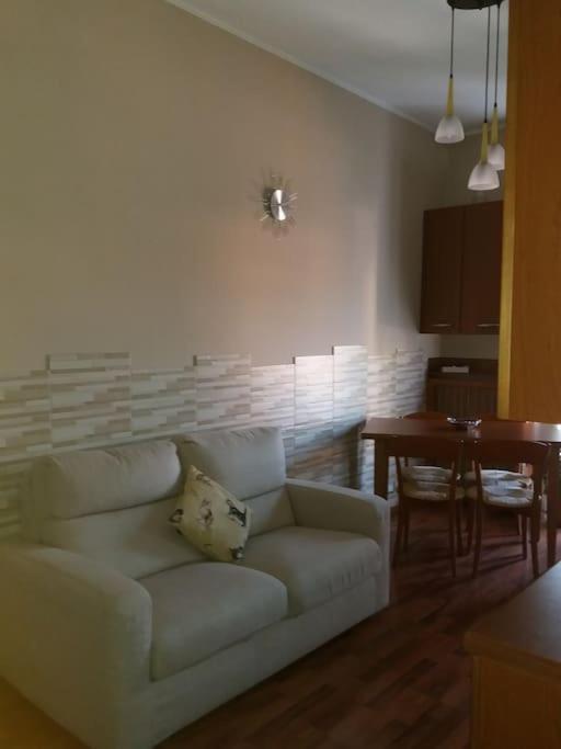 Ferienwohnung Mice Ottima Soluzione Per Il Centro E La Svizzera Como Exterior foto